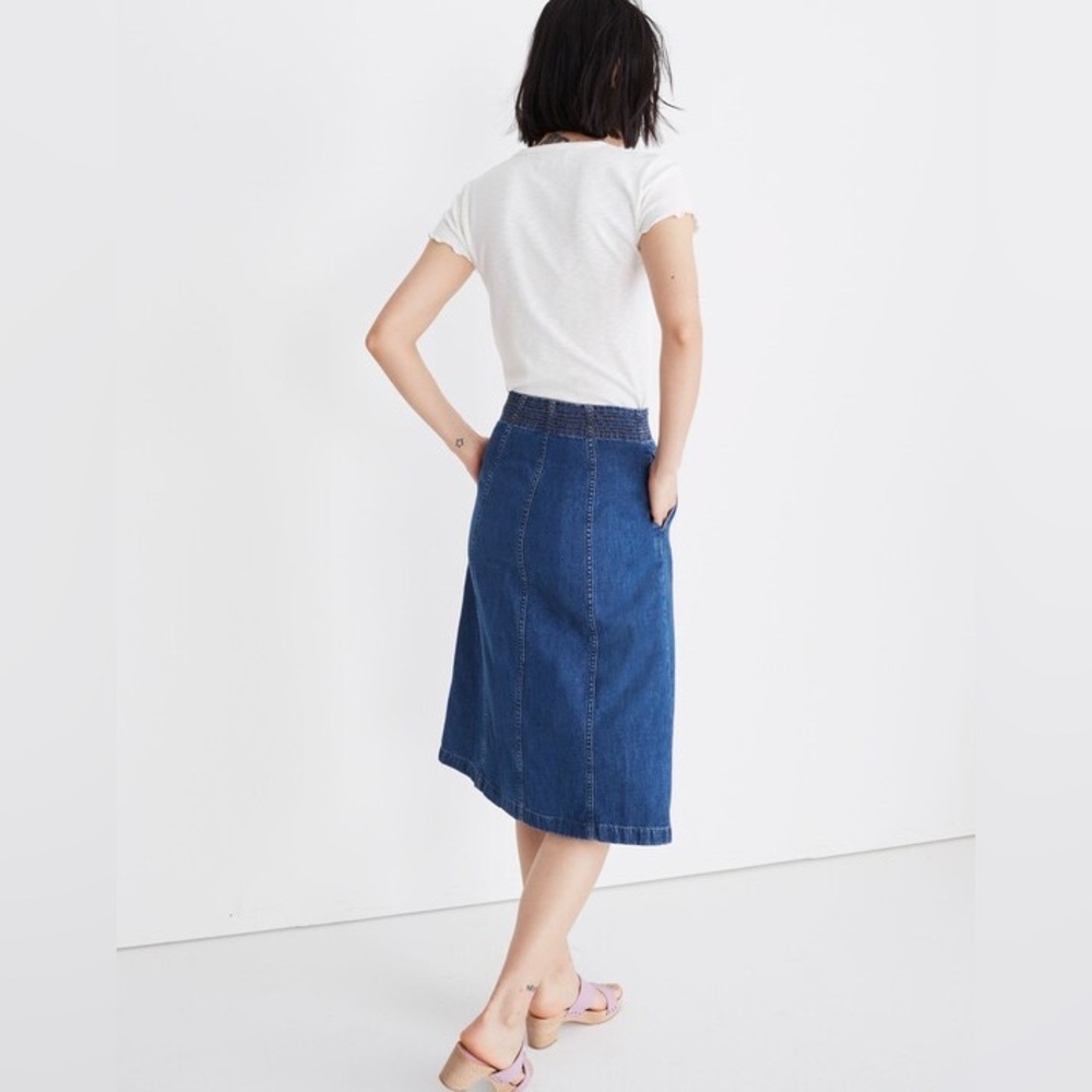 Madewell Rigid Denim Zip Midi Skirt in Farley Wash - Picture 3 of 9